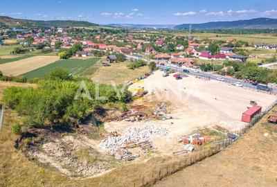 Teren construcție, în Răscruci - 3