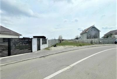 Teren de 3601 mp, în Central - 6