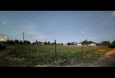 Teren de 2743 mp, în Central