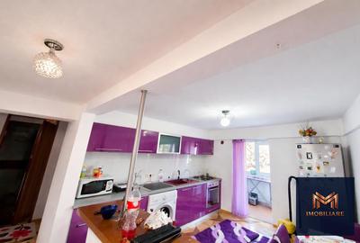 Apartament cu 4 camere decomandat în Central