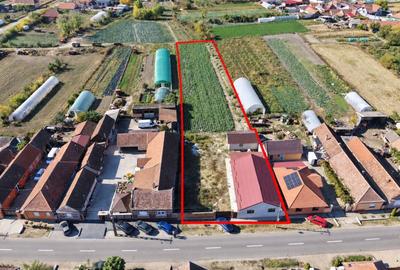 Casă individuală cu 4 camere cu Canalizare în Toboliu