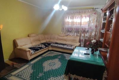 Casă cu 4 camere cu Teren 100 Mp în Pârneava - 10