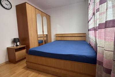 Apartament cu 2 camere semidecomandat în Berceni