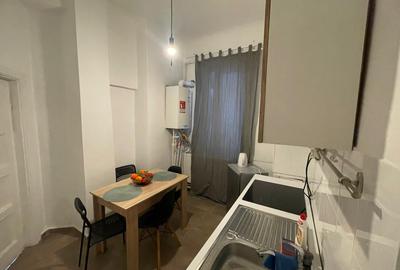 Apartament cu 4 camere decomandat în P-ța Universității - 6
