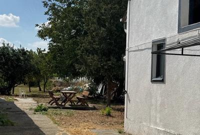 Casă cu 6 camere cu Teren 2000 Mp în Central