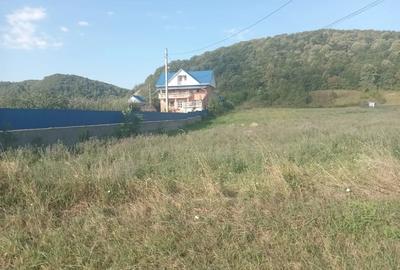 Teren de 3915 mp, în Central - 2