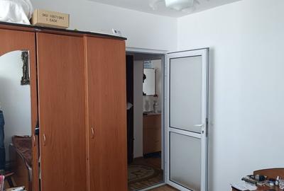 Apartament cu 2 camere decomandat în Micro 5 - 5