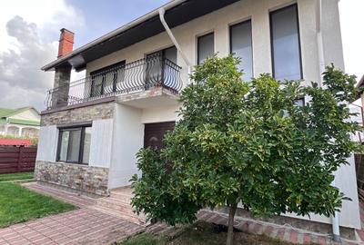 Casă cu 5 camere cu Teren 460 Mp în Prelungirea Craiovei