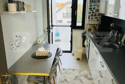 Apartament cu 3 camere semidecomandat în Central - 4