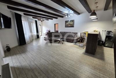 Apartament cu 4 camere decomandat, mobilat în Central - 3