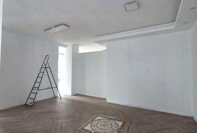 Spațiu comercial, de 170 mp, în Vitan