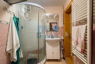 Casă cu 5 camere cu Canalizare în Muncitoresc - 7