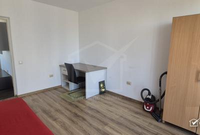 Apartament cu 3 camere semidecomandat, mobilat în Florești - 6