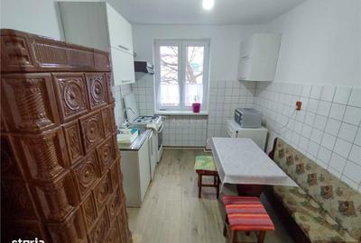 Apartament cu 3 camere, mobilat în Central - 9