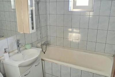 Apartament cu 2 camere semidecomandat în Politehnica