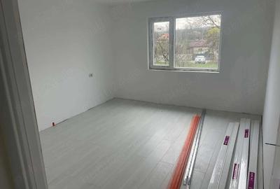 Casă cu Teren 1000 Mp în Central - 6