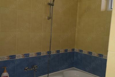 Apartament cu 3 camere decomandat în Școlilor - 1
