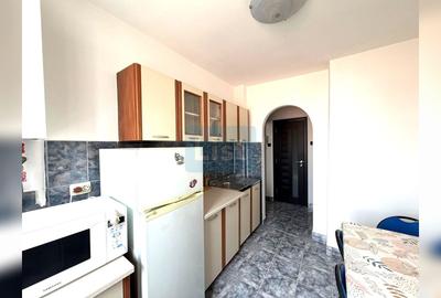 Apartament cu 2 camere semidecomandat în Mărăști