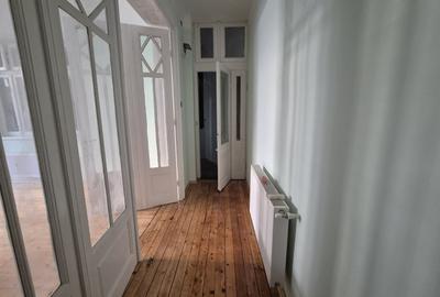 Casă individuală cu 7 camere cu Canalizare în Libertății - 12