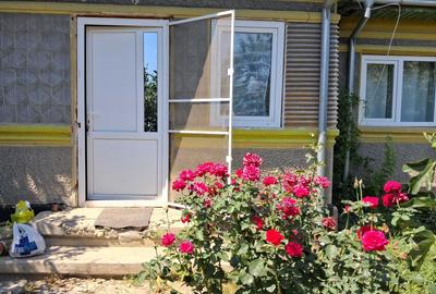Casă cu 3 camere cu Teren 850 Mp în Central