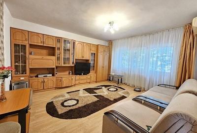 Apartament cu 3 camere decomandat, mobilat în Dristor