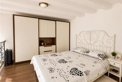 Apartament cu 2 camere decomandat, mobilat în Tractorul - 6