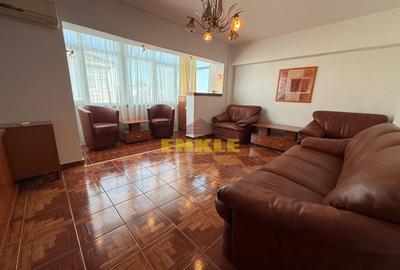 Apartament cu 3 camere decomandat în Central - 1