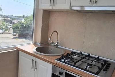 Apartament cu 2 camere decomandat în Sud
