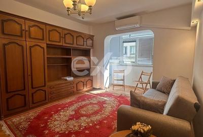 Apartament cu 3 camere semidecomandat în Kogălniceanu