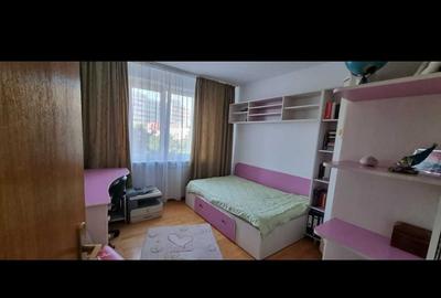 Apartament cu 3 camere semidecomandat în Iancului - 3