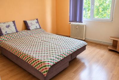 Apartament cu 2 camere decomandat, mobilat în Tătărași