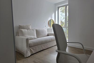 Apartament cu 3 camere în P-ța Universității - 10