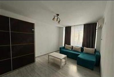Apartament cu 2 camere decomandat în Apărătorii Patriei