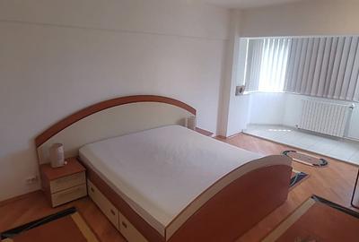 Apartament cu 2 camere decomandat, mobilat în Tomis II - 5