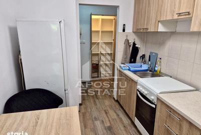 Apartament cu 2 camere în Take Ionescu