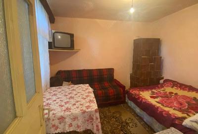 Casă cu Teren 1300 Mp în Central - 5