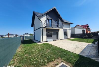 Casă cu 5 camere cu Teren 460 Mp în Miroslava