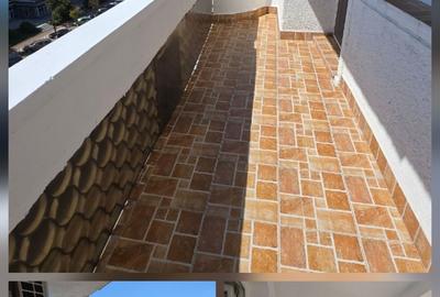 Apartament cu 2 camere decomandat în 22 Decembrie