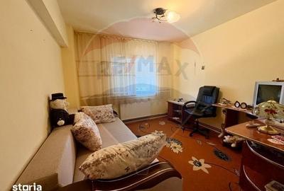 Apartament cu 3 camere decomandat în Central - 4