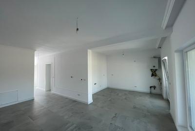 Duplex cu 3 camere cu Canalizare în Moșnița Nouă