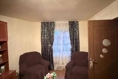 Casă cu 3 camere cu Teren 1562 Mp în Gălăteni - 6