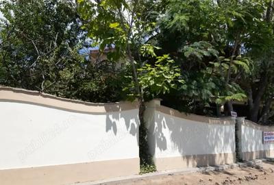 Casă cu 6 camere cu Teren 500 Mp în Năvodari Tabără - 1