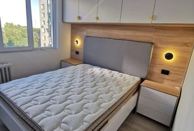 Apartament cu 3 camere în Drumul Taberei