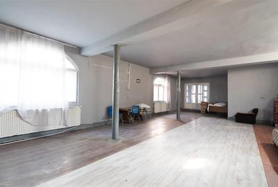 Casă cu 4 camere cu Teren 691 Mp în Central - 17