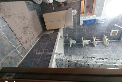 Apartament cu 3 camere decomandat în Titan - 2