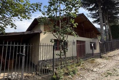 Casă cu 4 camere cu Teren 152 Mp în Sud