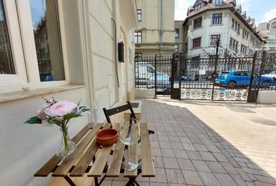Casă cu 2 camere cu Canalizare în P-ța Universității - 4