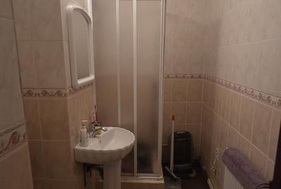 Apartament cu 2 camere semidecomandat în Micro 16 - 3