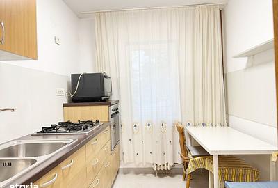 Apartament cu 3 camere decomandat în Rogerius