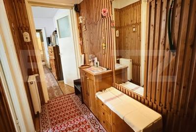 Apartament cu 2 camere semidecomandat, mobilat în Brașovul Vechi - 1